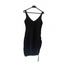 Женское черное трикотажное платье с v-образным вырезом и сборками | Sumka