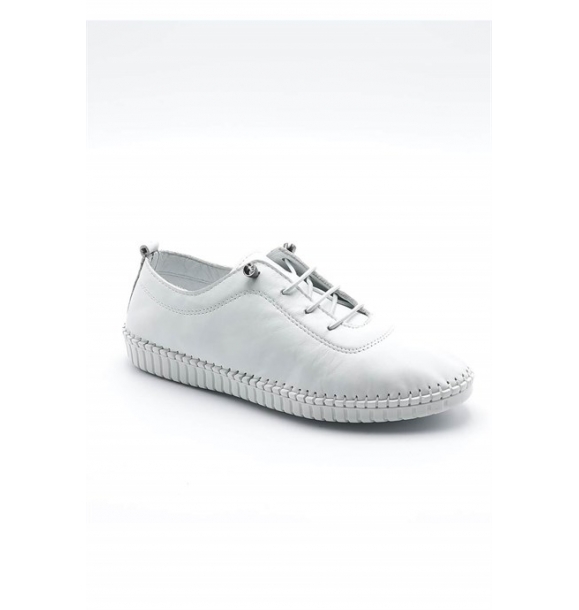 Женские белые удобные туфли из натуральной кожи | Sumka