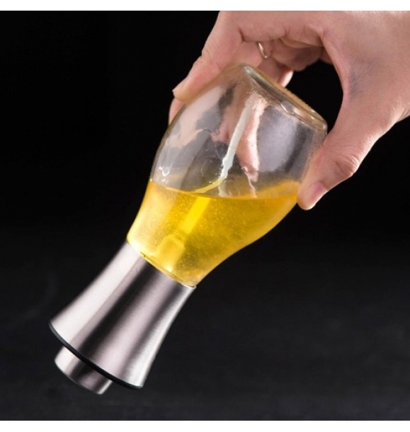 Стеклянная бутылка с насадкой из нержавеющей стали для распыления масла. | Sumka