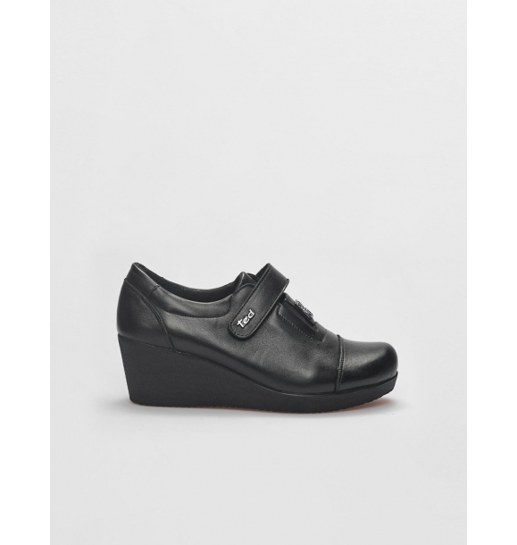 Натуральная кожа, черные женские комфортные туфли с липучкой. | Sumka