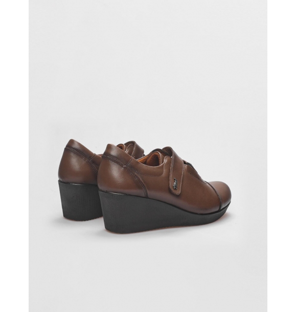 Женская комфортная обувь из настоящей кожи с липучкой Taba. | Sumka