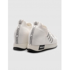 Белые кроссовки для женщин с белыми шнурками. | Sumka