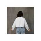 Женская белая хлопковая укороченная рубашка с длинными рукавами и карманами | Sumka